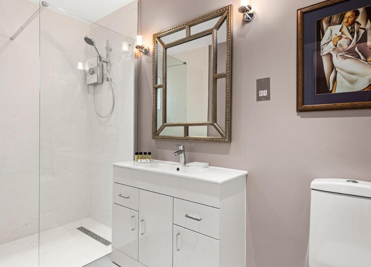 Windsorian Experience Apartment Екстериор снимка
