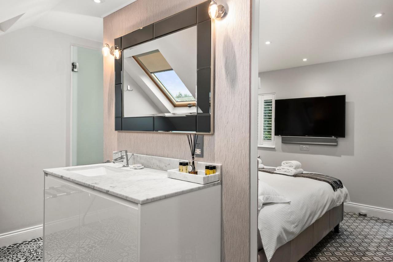 Windsorian Experience Apartment Екстериор снимка