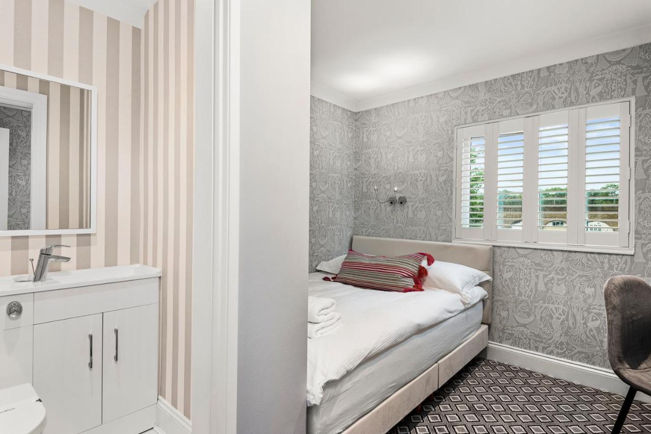 Windsorian Experience Apartment Екстериор снимка